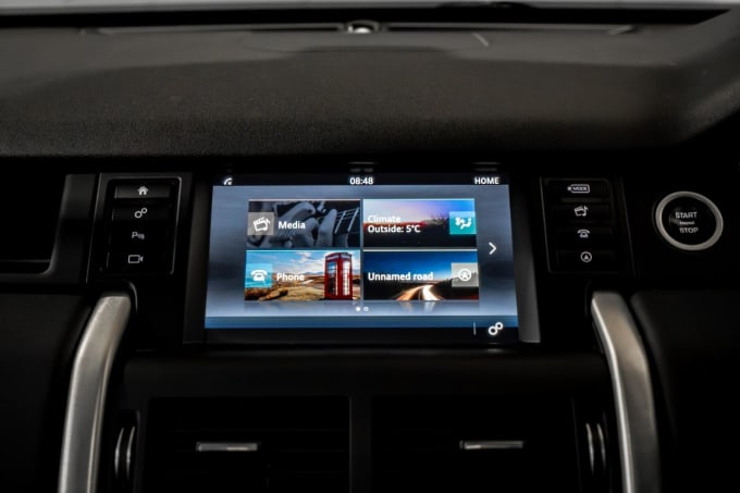 2025 Land Rover Discovery Sport