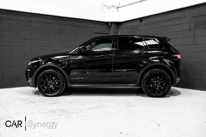 2025 Land Rover Range Rover Evoque