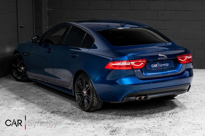 2025 Jaguar Xe