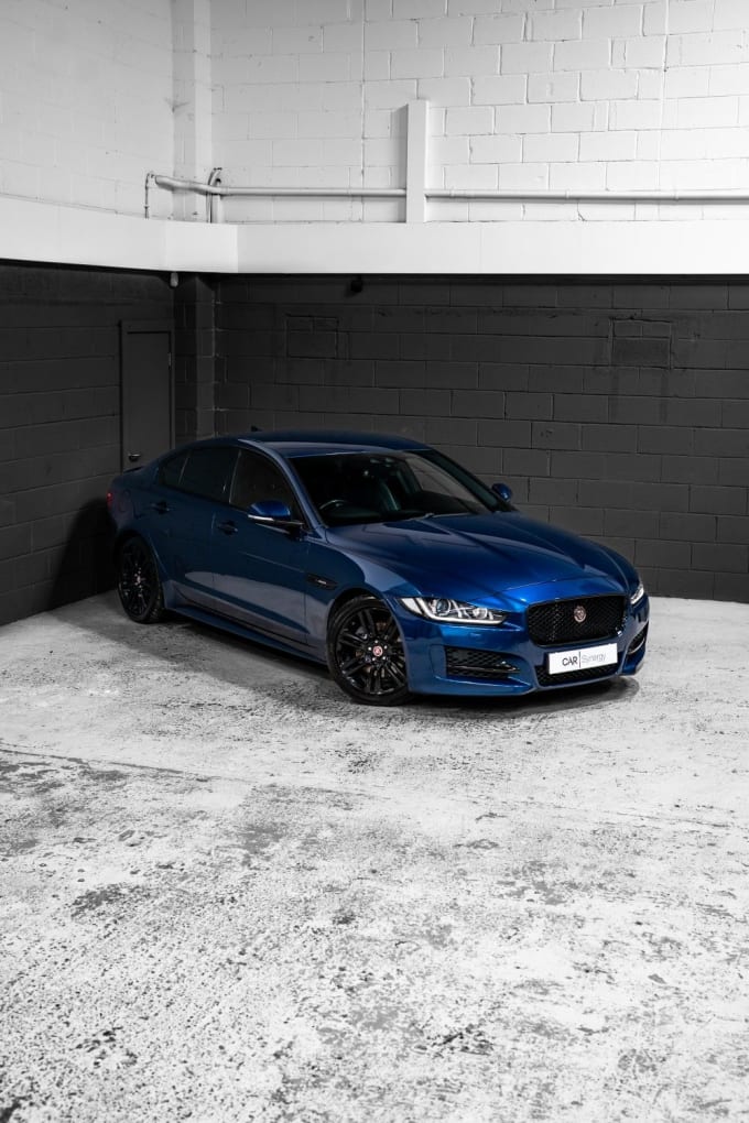 2025 Jaguar Xe