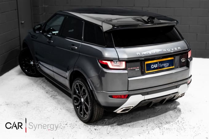 2025 Land Rover Range Rover Evoque