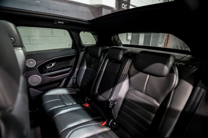 2025 Land Rover Range Rover Evoque
