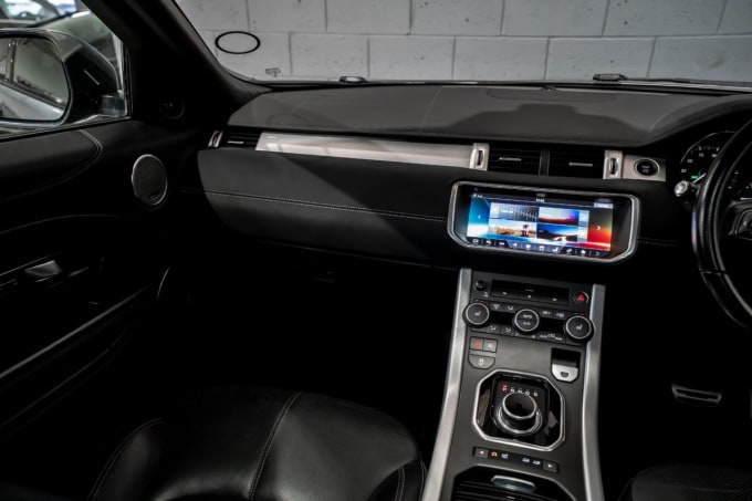 2025 Land Rover Range Rover Evoque