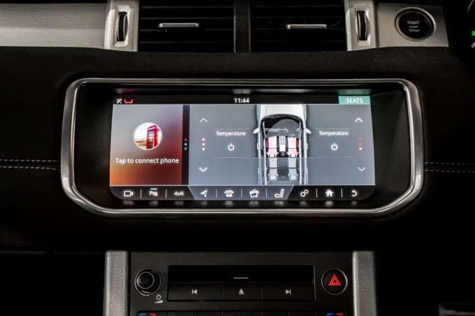 2025 Land Rover Range Rover Evoque