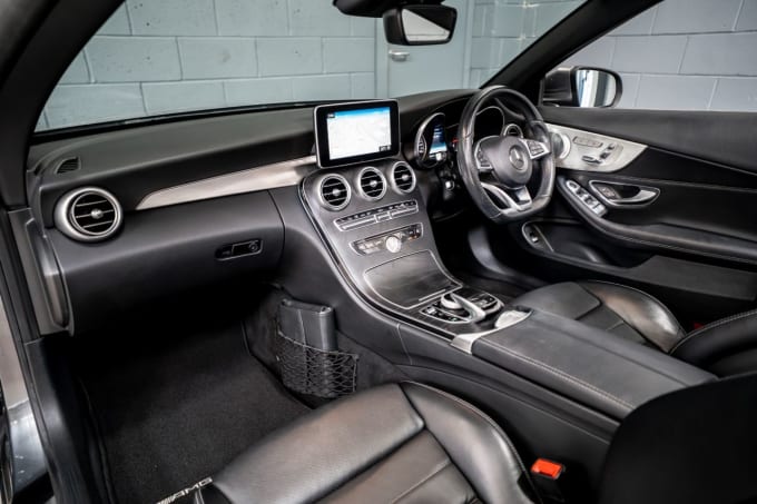 2025 Mercedes-benz C-class