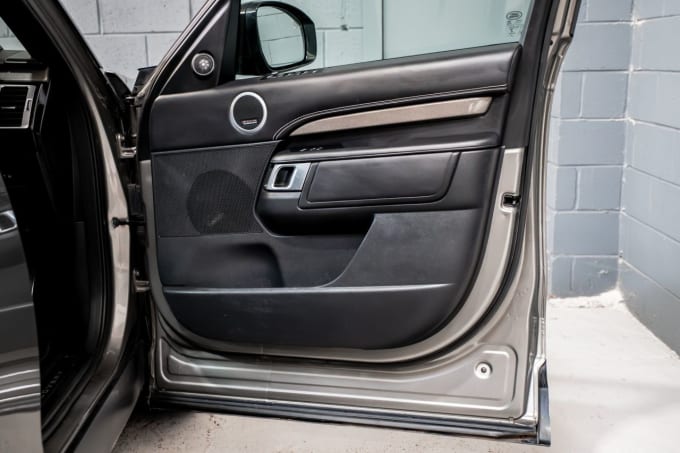 2025 Land Rover Discovery
