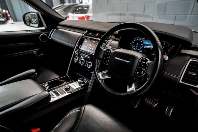 2025 Land Rover Discovery