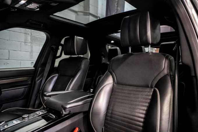 2025 Land Rover Discovery