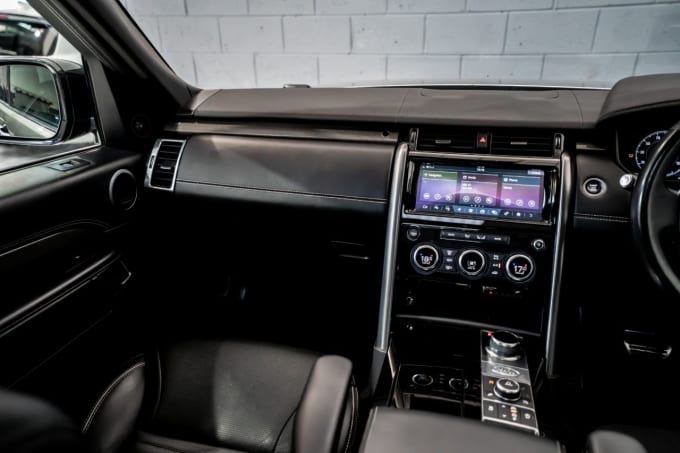 2025 Land Rover Discovery