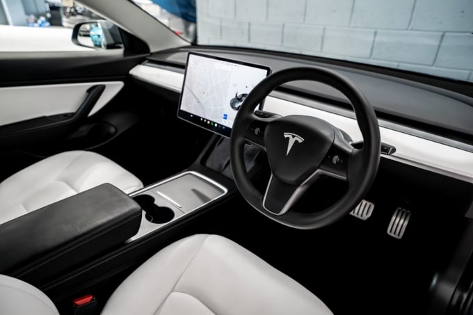 2025 Tesla Model 3