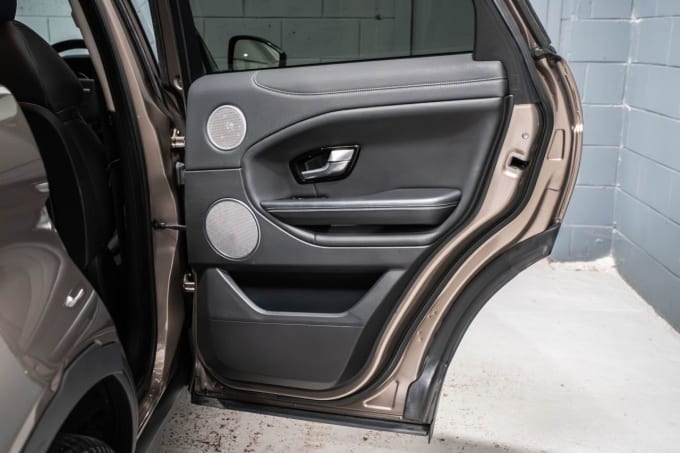 2025 Land Rover Range Rover Evoque
