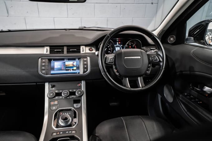 2025 Land Rover Range Rover Evoque