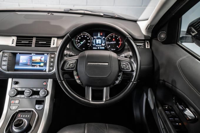 2025 Land Rover Range Rover Evoque