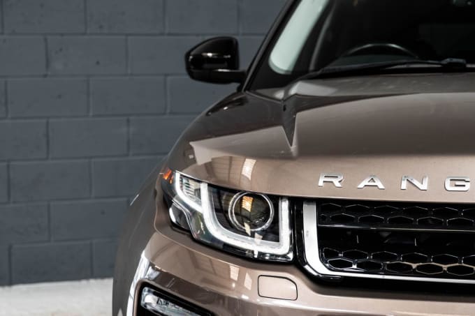 2025 Land Rover Range Rover Evoque