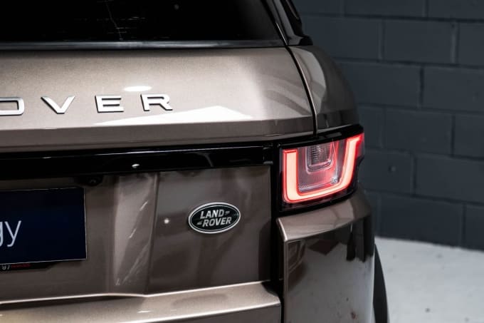 2025 Land Rover Range Rover Evoque