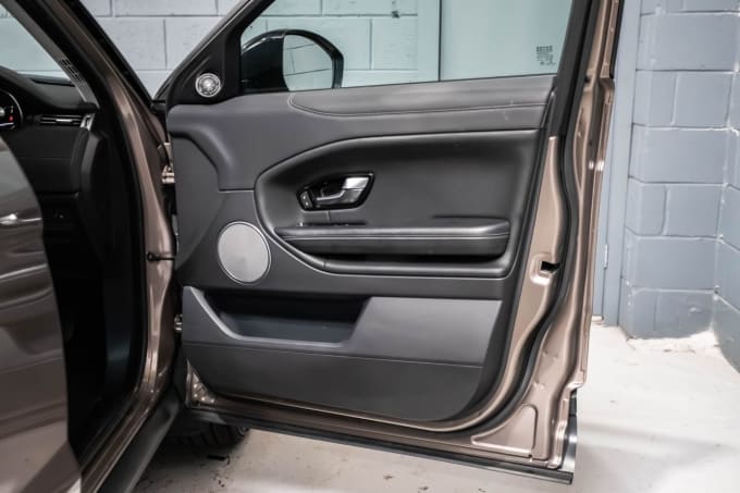 2025 Land Rover Range Rover Evoque