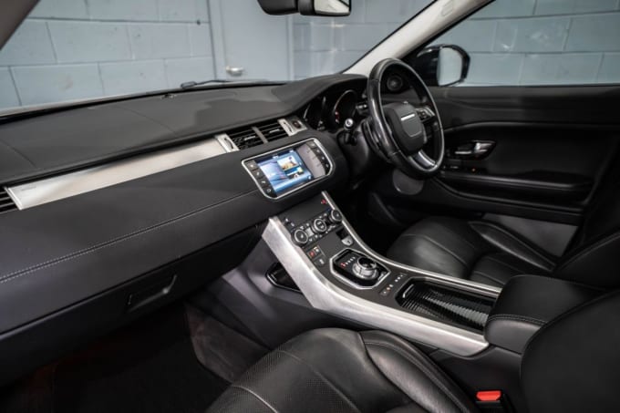 2025 Land Rover Range Rover Evoque