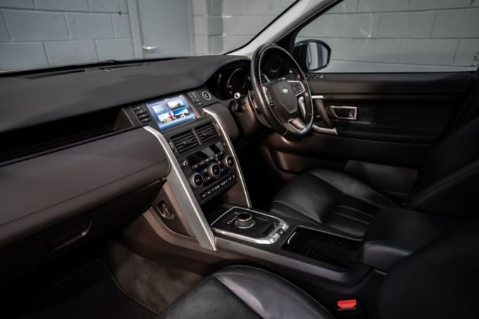 2025 Land Rover Discovery Sport