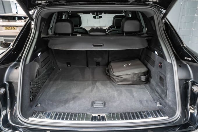 2025 Porsche Cayenne