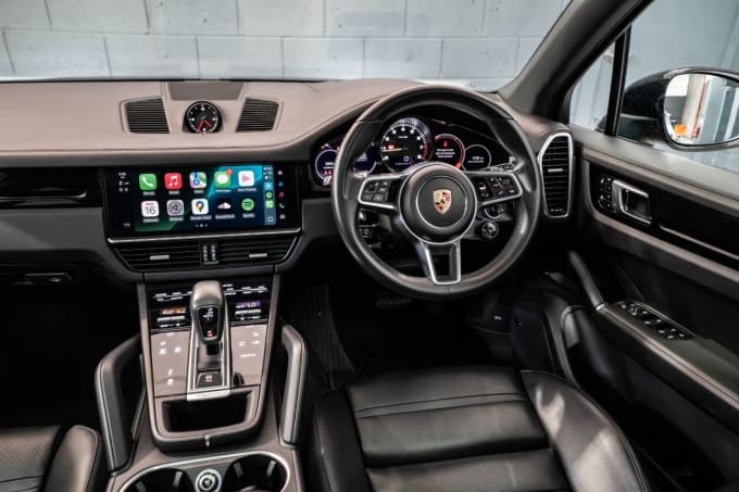 2025 Porsche Cayenne