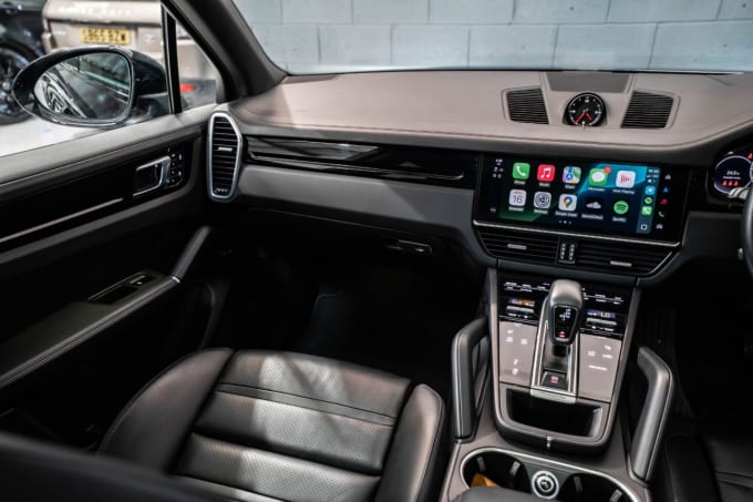 2025 Porsche Cayenne