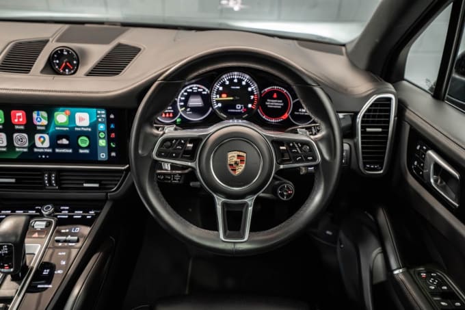 2025 Porsche Cayenne