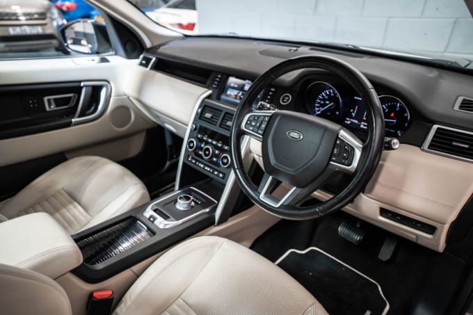2025 Land Rover Discovery Sport