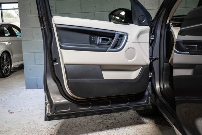 2025 Land Rover Discovery Sport