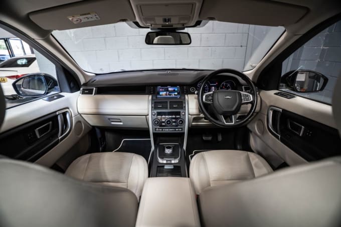 2025 Land Rover Discovery Sport