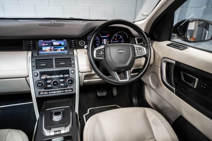 2025 Land Rover Discovery Sport