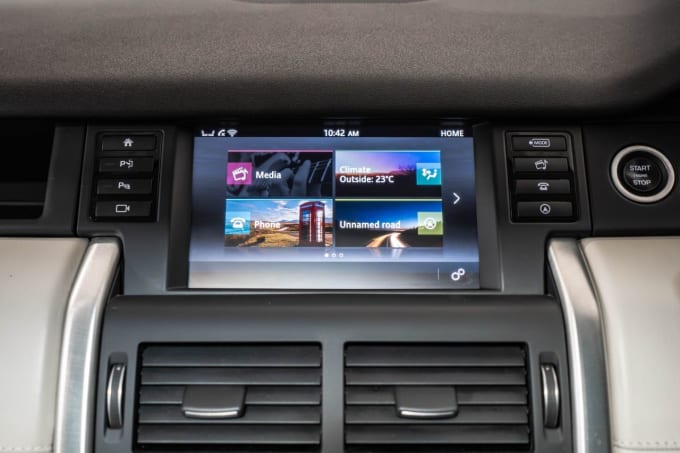 2025 Land Rover Discovery Sport
