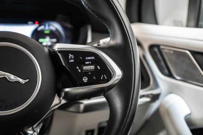2025 Jaguar I-pace