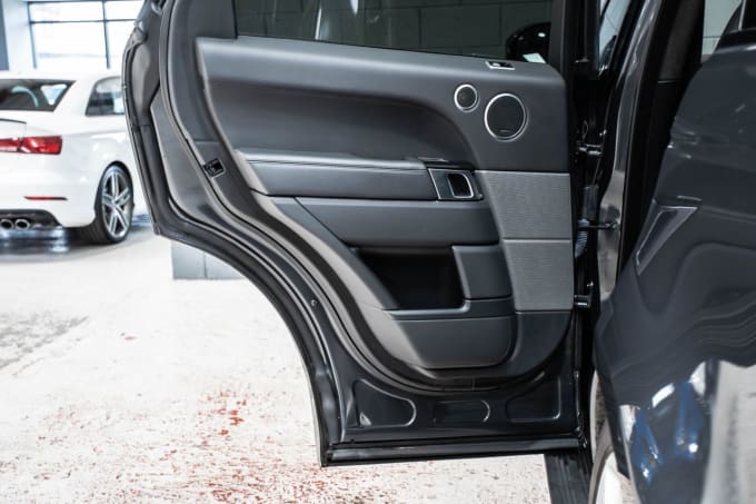2025 Land Rover Range Rover Sport