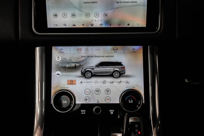 2025 Land Rover Range Rover Sport