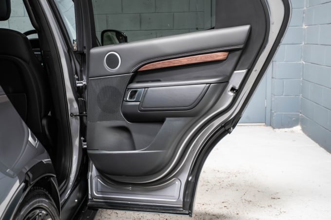 2025 Land Rover Discovery