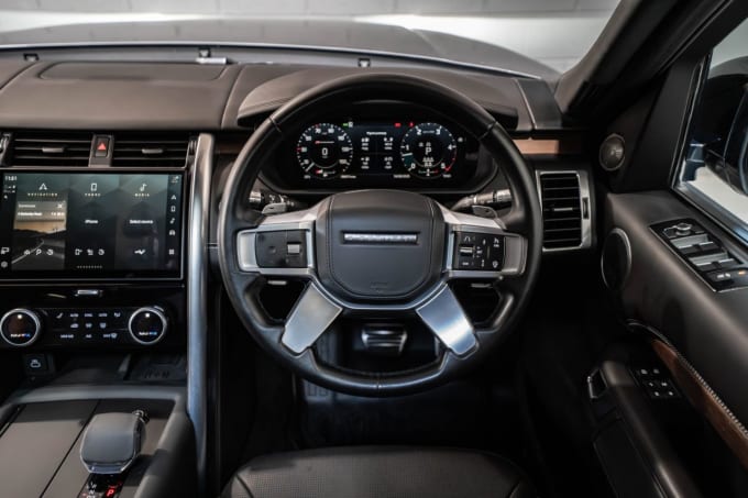 2025 Land Rover Discovery
