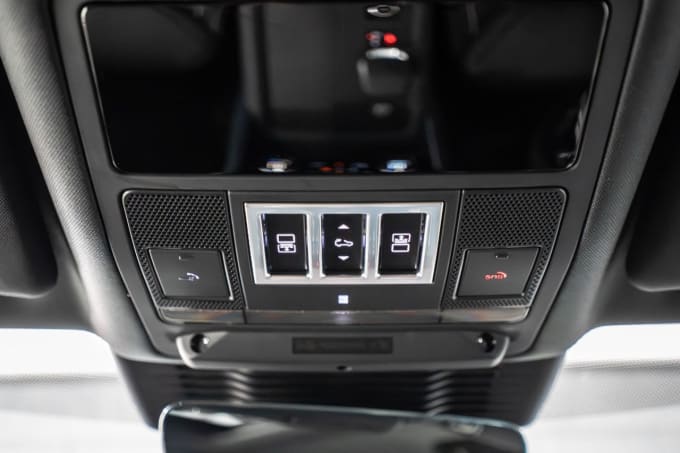 2025 Land Rover Discovery