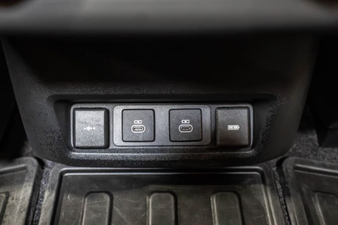 2025 Land Rover Discovery