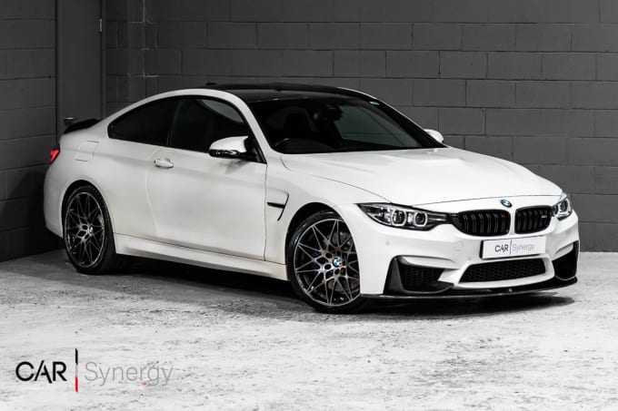 2025 BMW M4