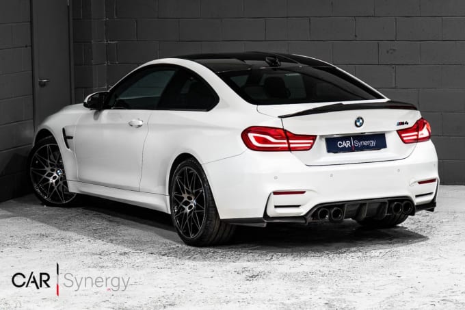 2025 BMW M4