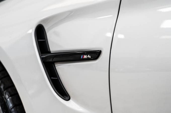 2025 BMW M4