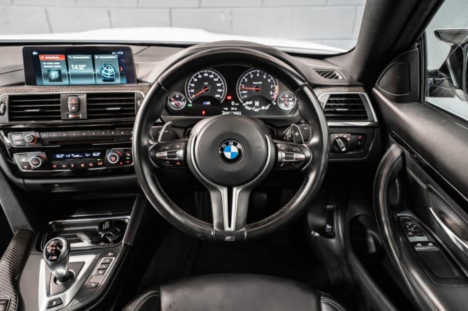 2025 BMW M4