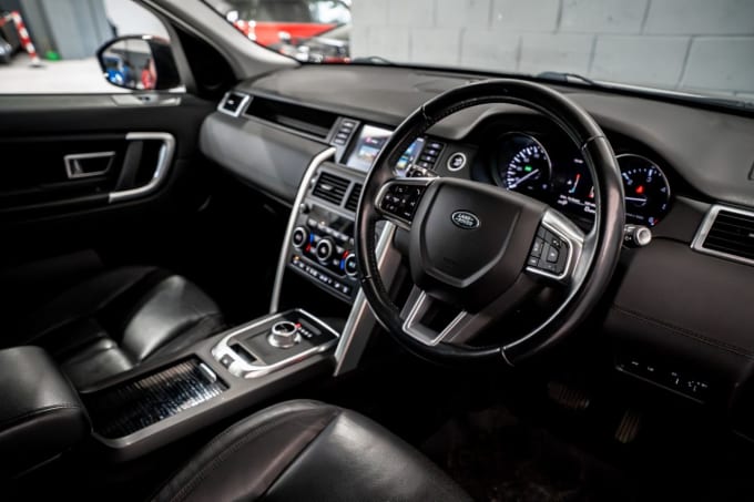 2025 Land Rover Discovery Sport