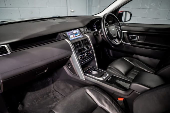 2025 Land Rover Discovery Sport