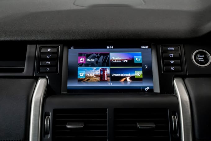 2025 Land Rover Discovery Sport