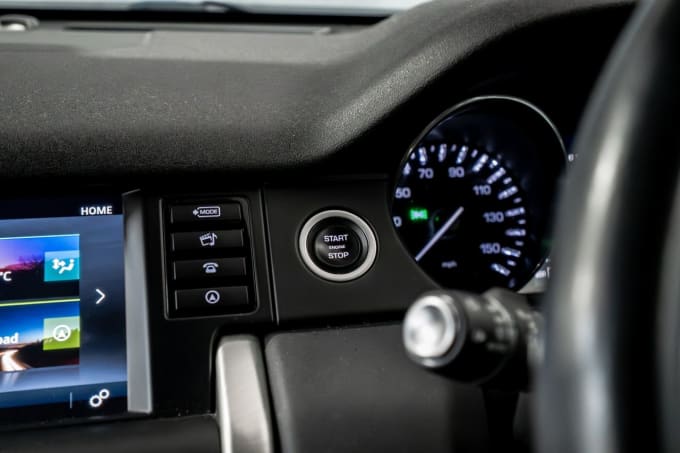 2025 Land Rover Discovery Sport