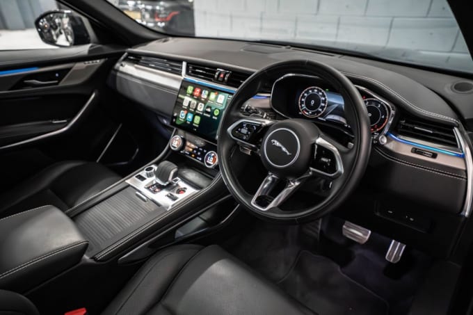 2025 Jaguar F-pace
