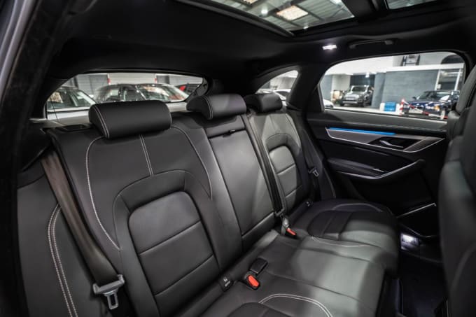 2025 Jaguar F-pace
