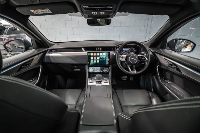 2025 Jaguar F-pace
