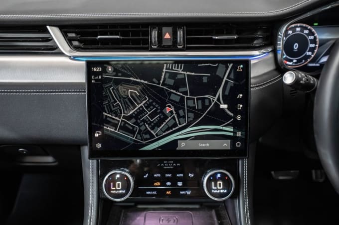 2025 Jaguar F-pace